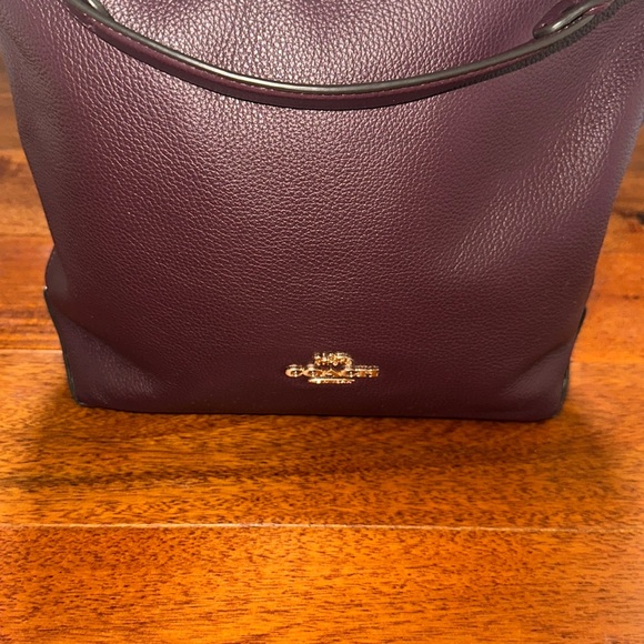 Coach Burgundy Shoulder Bag - Picture 4 of 10